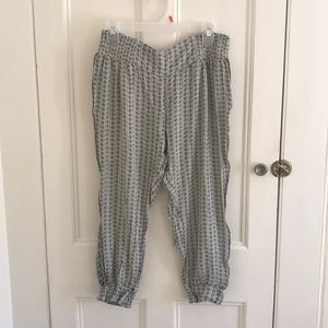 O’Neill Capri pants